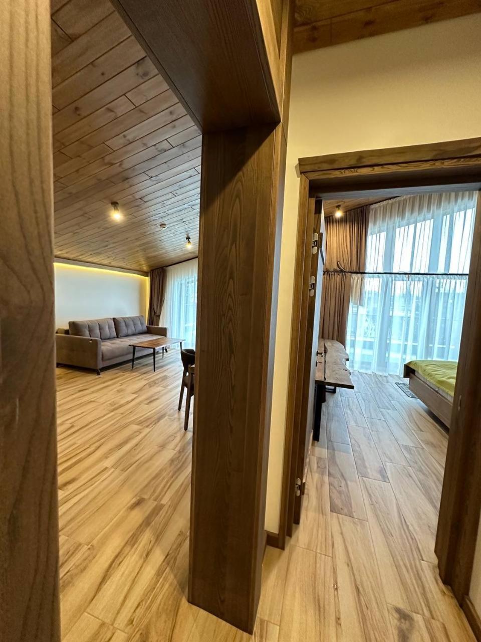Фільварок Кмитів Hotel Velyki Kosharishcha Buitenkant foto