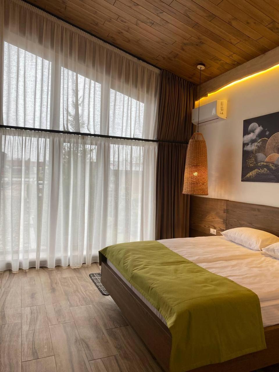 Фільварок Кмитів Hotel Velyki Kosharishcha Buitenkant foto