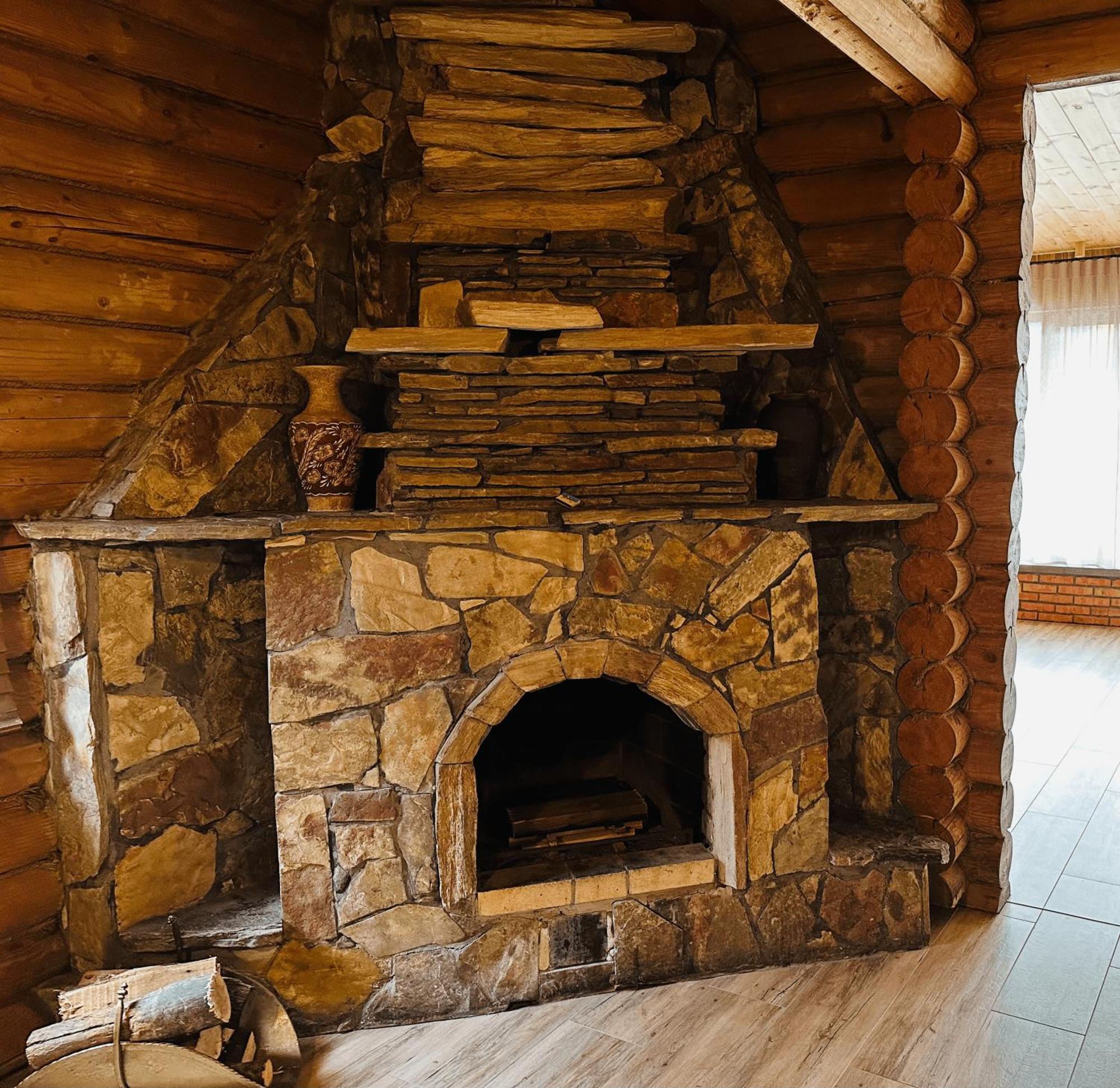 Фільварок Кмитів Hotel Velyki Kosharishcha Buitenkant foto